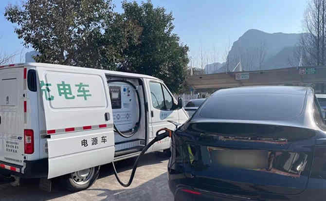 福山区汽车搭电